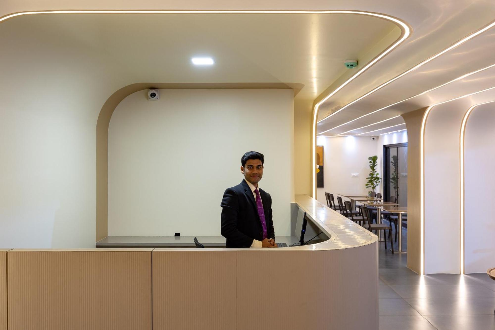 Saavi Suites دامان المظهر الخارجي الصورة